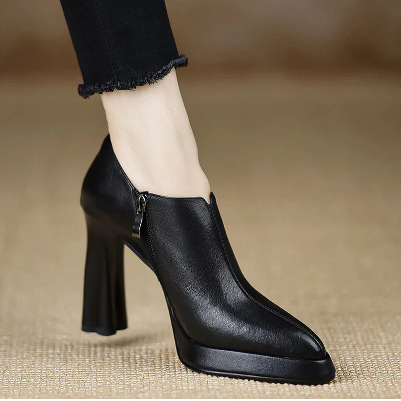 Veronica | Classic Stylish Booties