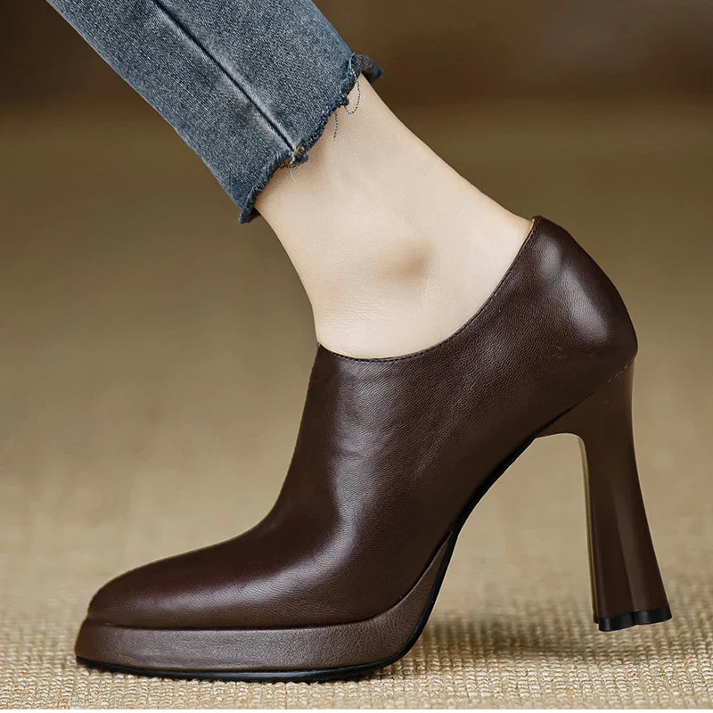 Veronica | Classic Stylish Booties