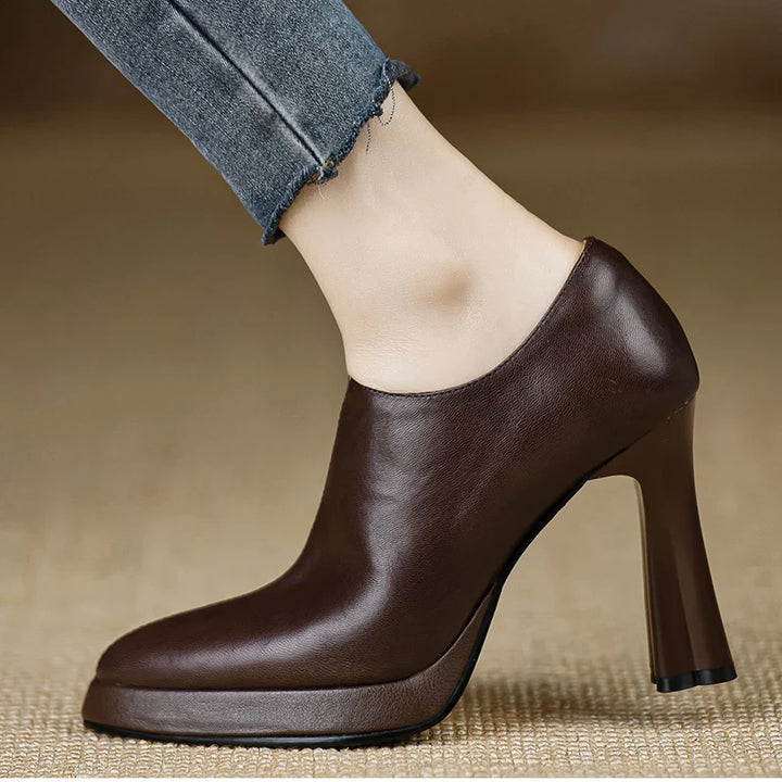 Veronica | Classic Stylish Booties